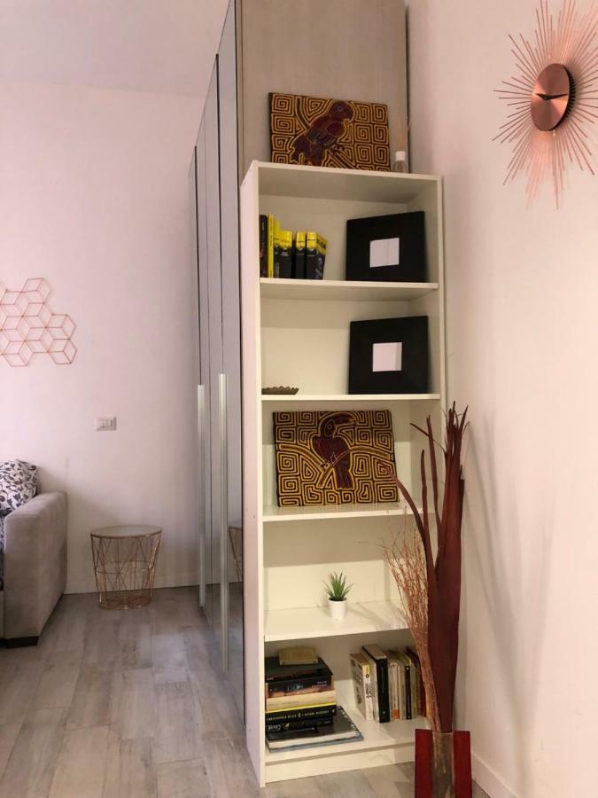 Joy House -Central City Near Metro Arco Della Pace Brera-Entire Apartment Perfect For Work & Play, Nightlife With Ac & Fast Wifi Welcome To The Cool Joy House! Mediolan Zewnętrze zdjęcie
